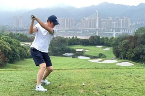 Weekend golf session for Tianfu